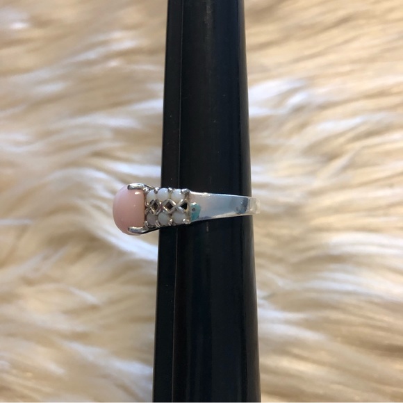 Sterling silver ring with pink and white opals size 7.25 - Picture 2 of 9
